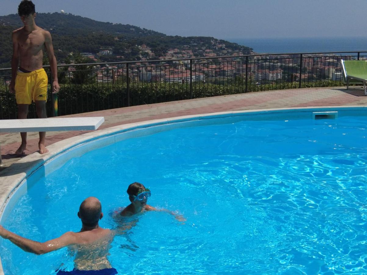 Villaggio Colombo Nuova Gestione Marina dʼMarina dʼAndora Exteriör bild